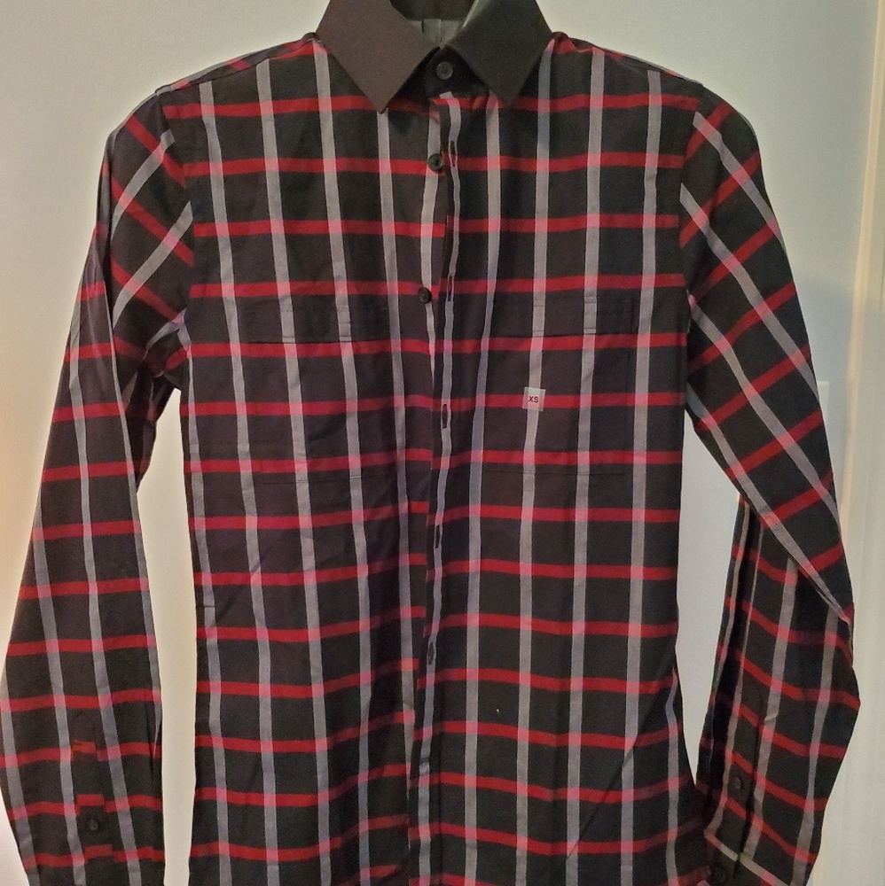 Express Fitted Check Button Down XS